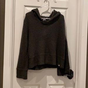 Roxy sweater